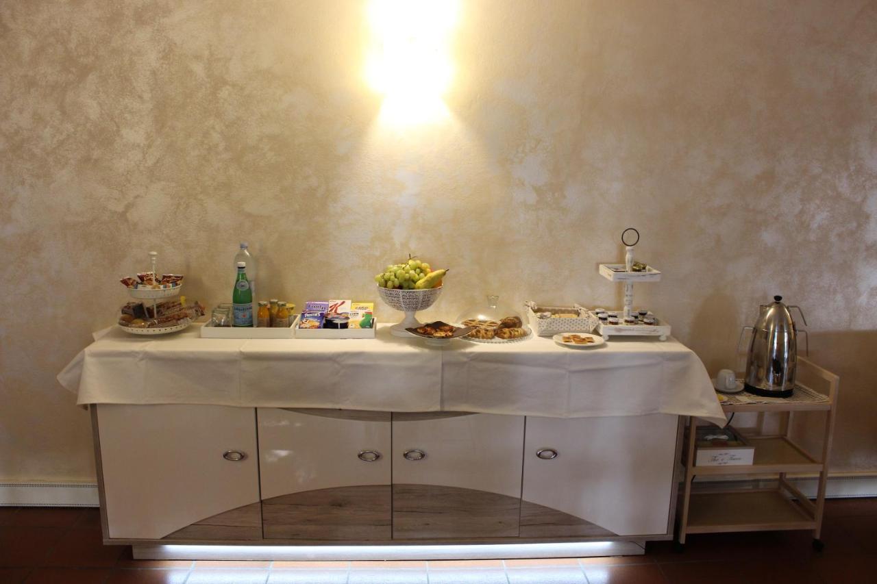 B&B Villa Dei Cigni Reali Carpi Bagian luar foto