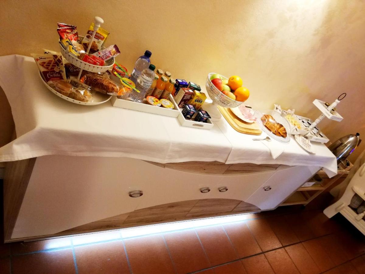 B&B Villa Dei Cigni Reali Carpi Bagian luar foto